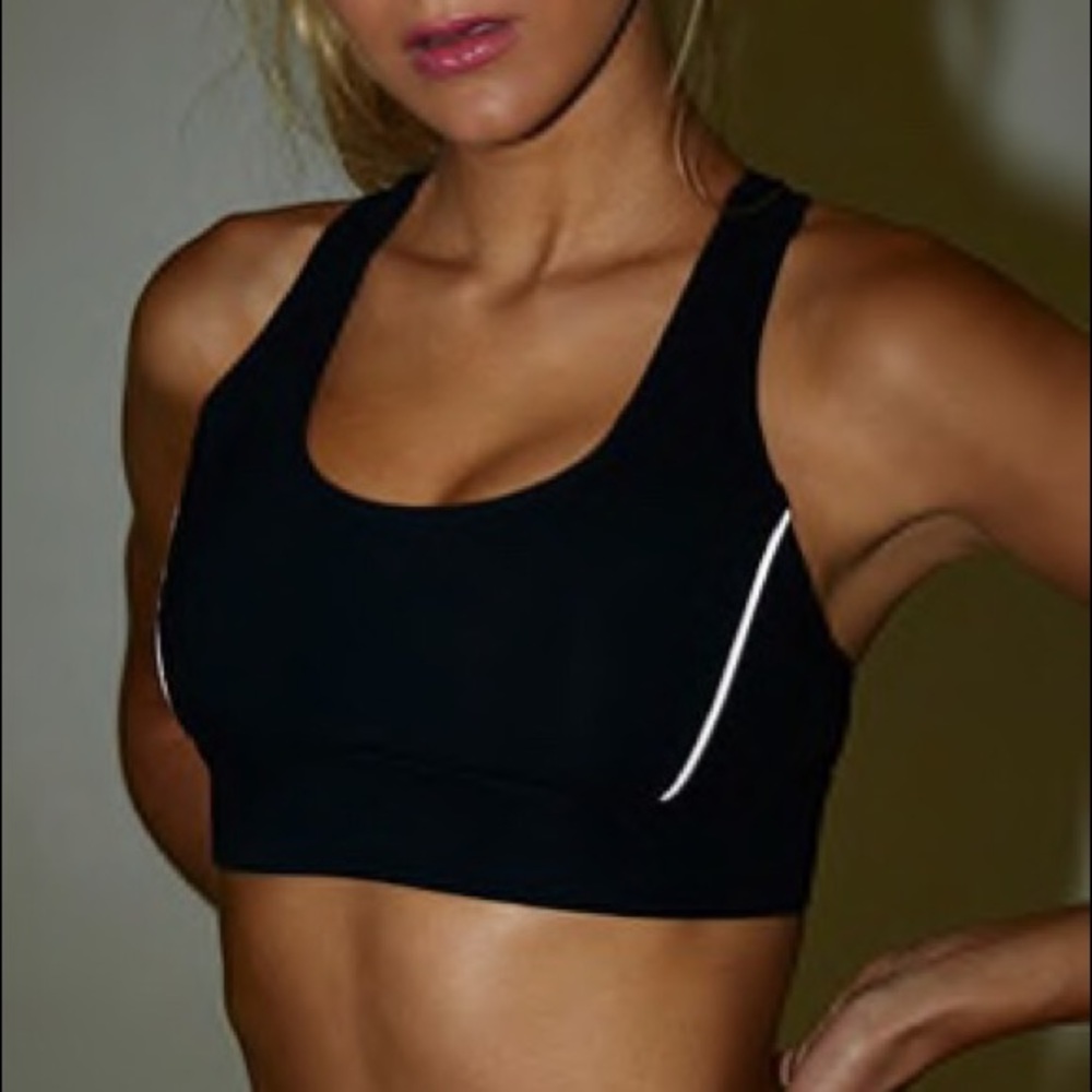 NWT Forever 21 L Sports bra